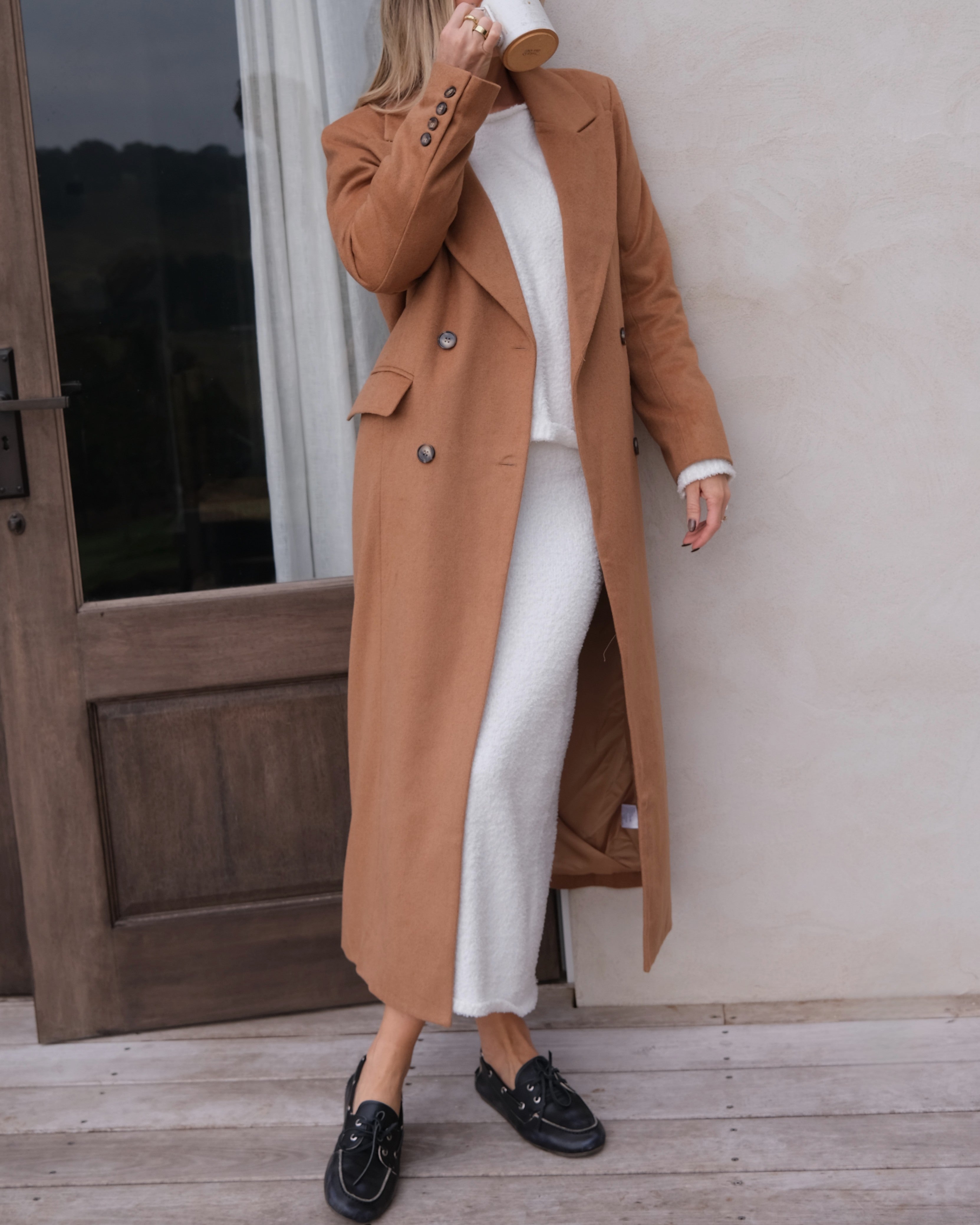 MVN - Lost In New York Coat - Camel