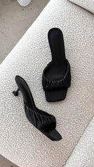 Pilar Heel - Black